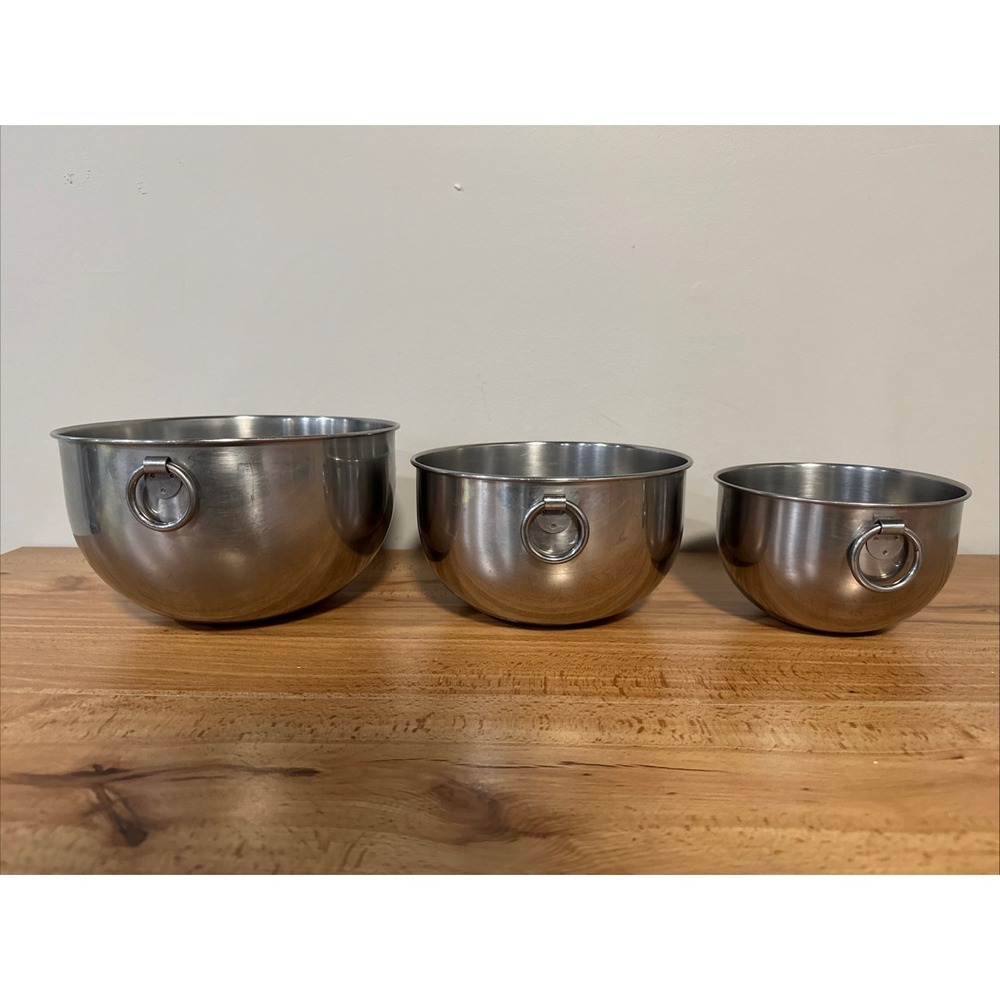 3-Vintage Regal Quality Stainless Steel Nesting Mixing Bowls 1, 2, & 3 Quarts